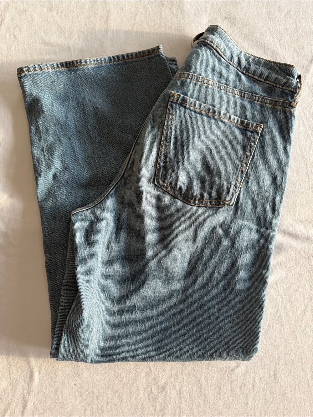 Classic Women’s Light Blue Denim Jeans